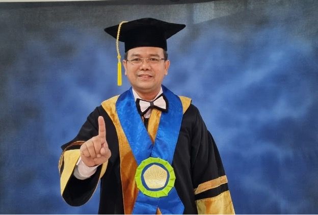 Kepala Lembaga Penelitian dan Pengabdian kepada Masyarakat (LPPM), UNESA Prof. Dr. Muhammad Turhan Yani, M.A